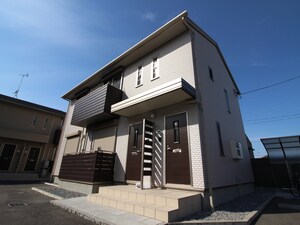 エルメゾンルーチェＢ棟外観写真