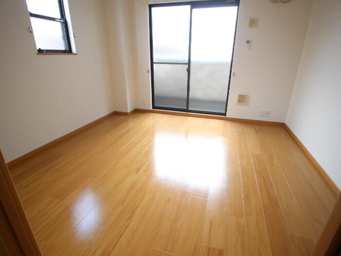 物件内観写真8　(内観写真)