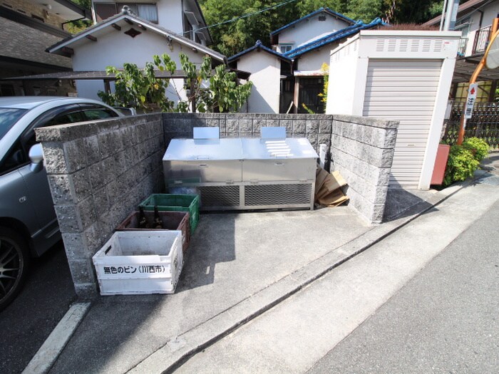 物件外観写真6　(建物設備)