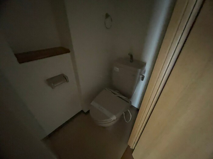 物件内観写真15　(トイレ)