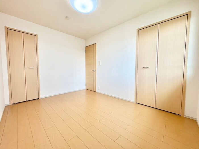 物件内観写真18　(居室)