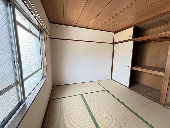 物件内観写真11　(居室)