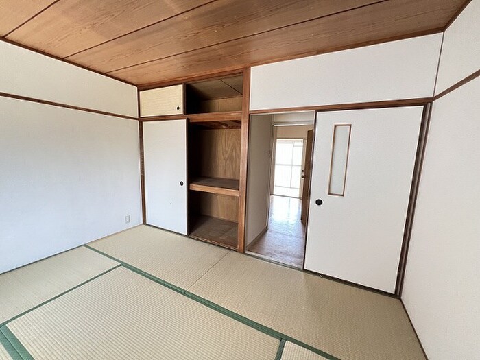 物件内観写真12　(居室)