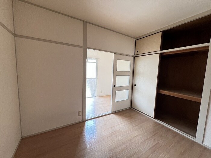 物件内観写真14　(収納)