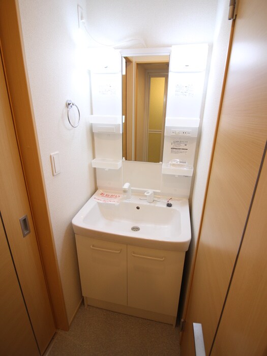 物件内観写真14　(洗面)