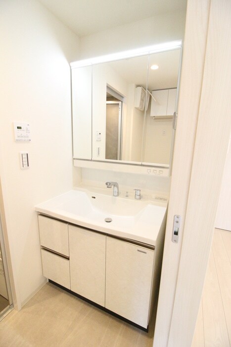 物件内観写真11　(洗面)