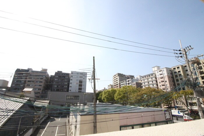 物件内観写真16　(室内からの展望)