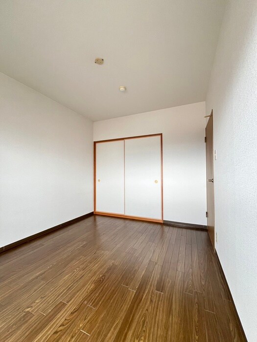 物件内観写真11　(居室)