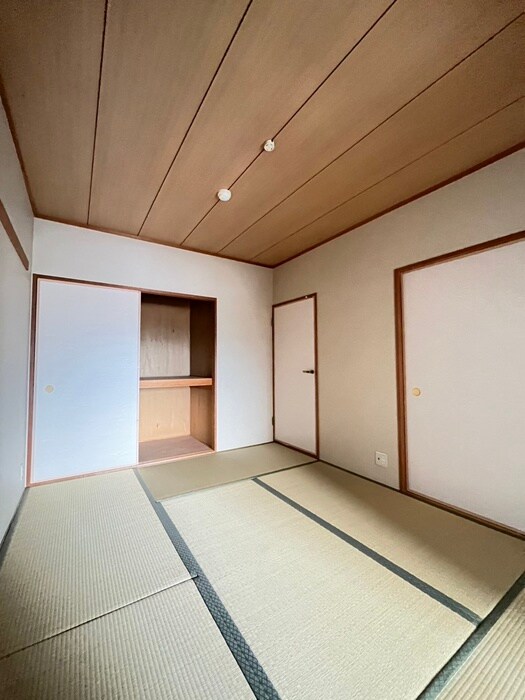 物件内観写真12　(居室)