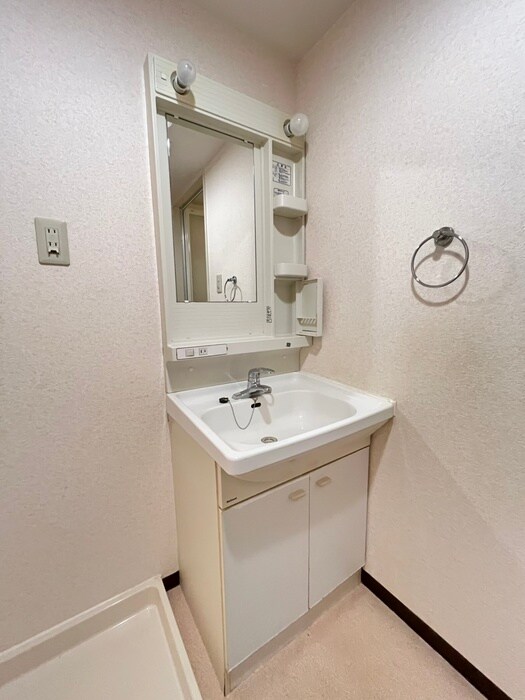 物件内観写真16　(洗面)