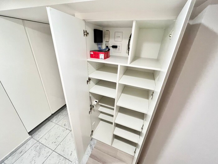 物件内観写真16　(靴箱)