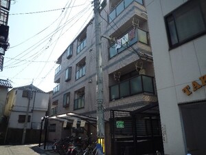 チェリ―コート外観写真