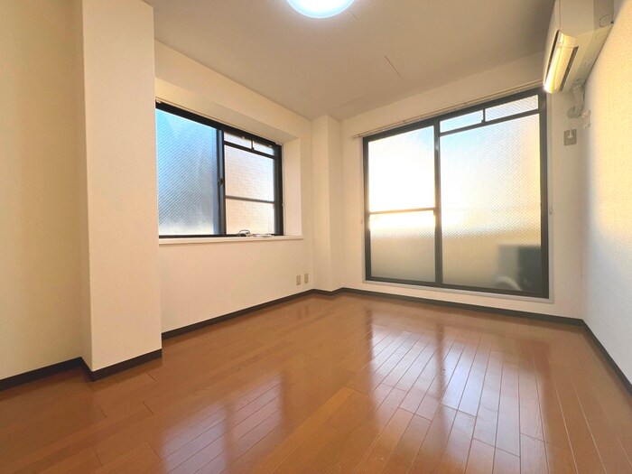 物件内観写真12　(居室)