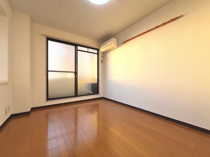 物件内観写真13　(居室)