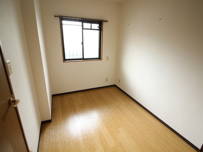 物件内観写真19　(居室)