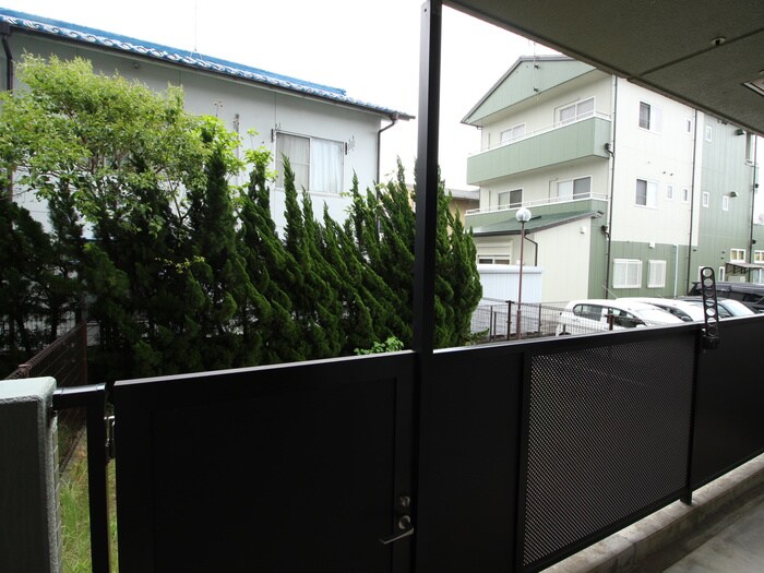 物件内観写真21　(室内からの展望)