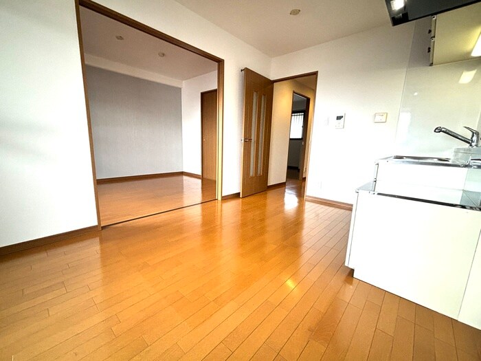 物件内観写真9　(居室)