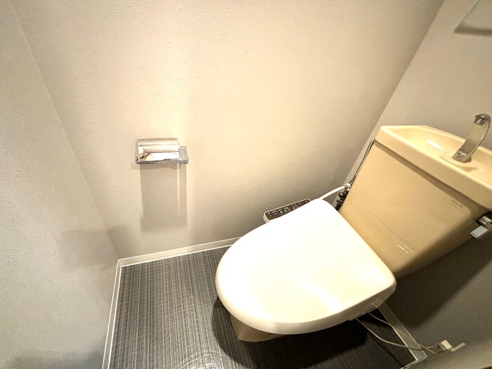 物件内観写真15　(トイレ)