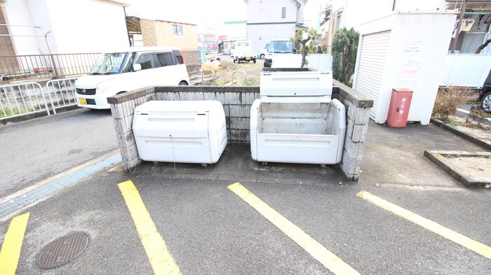 物件外観写真6　(建物設備)