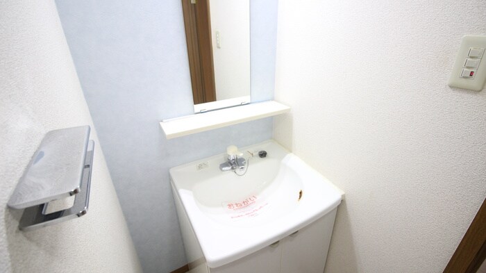 物件内観写真15　(洗面)