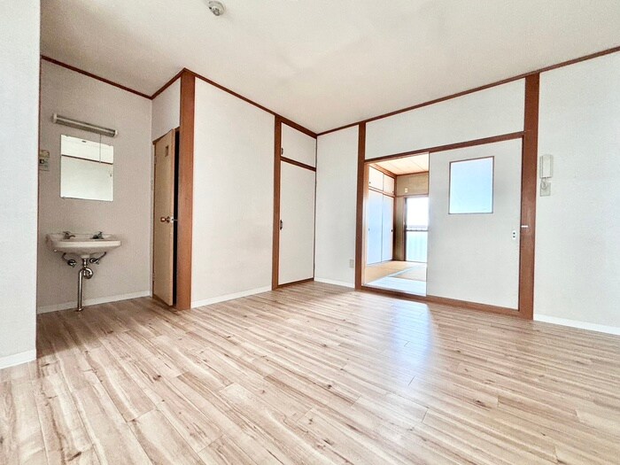 物件内観写真9　(居室)