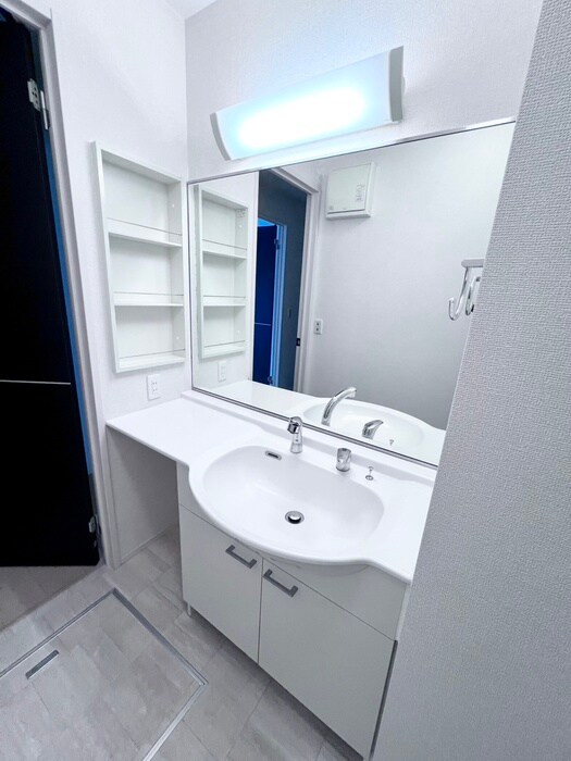 物件内観写真10　(洗面)