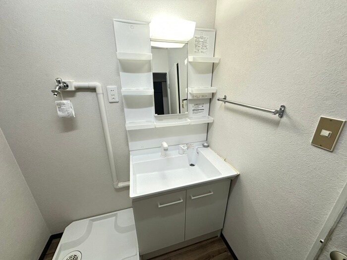 物件内観写真12　(洗面)