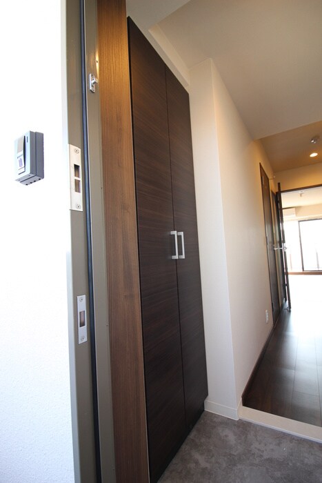 物件内観写真8　(靴箱)