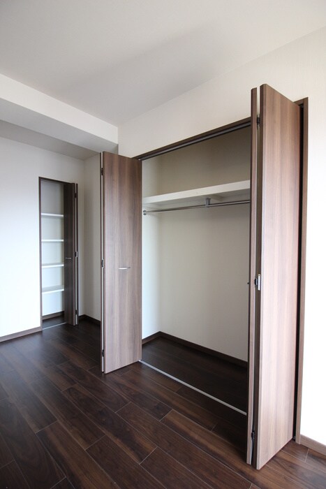 物件内観写真15　(収納)