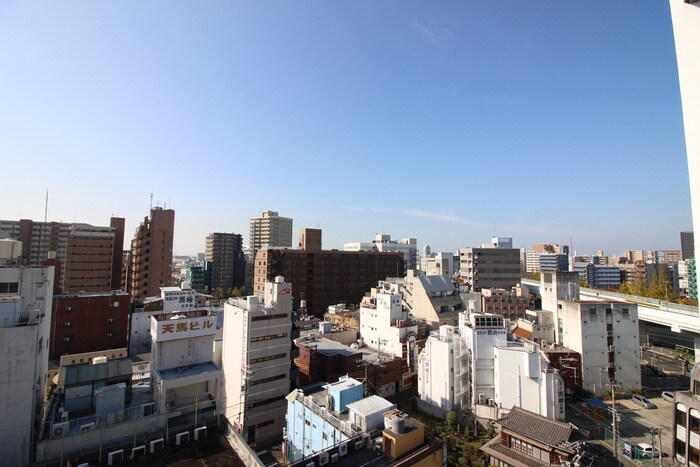 物件内観写真22　(室内からの展望)