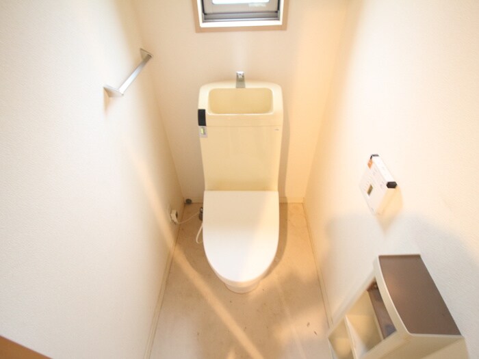 物件内観写真10　(トイレ)