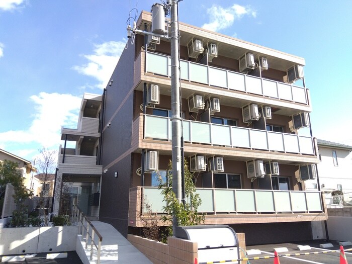 物件外観写真1　(外観写真)