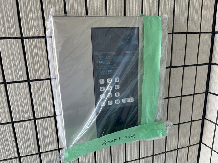 物件外観写真4　(エントランス部分)