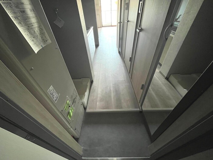 物件内観写真18　(廊下)