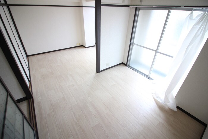 物件内観写真8　(居室)