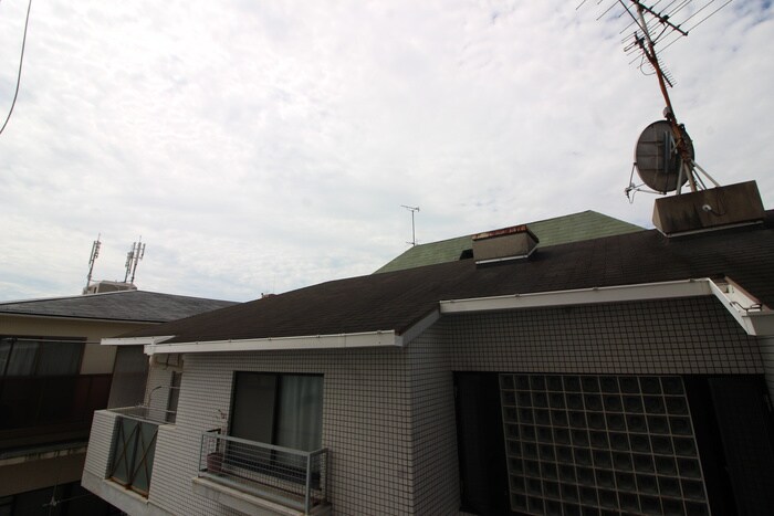 物件内観写真17　(室内からの展望)