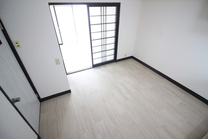物件内観写真22　(居室)