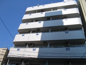 ネオユニベ－ル外観写真
