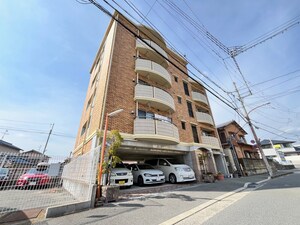 ＴＨＩＲＤ　ＨＩＬＬＳ外観写真
