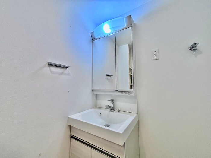 物件内観写真15　(洗面)