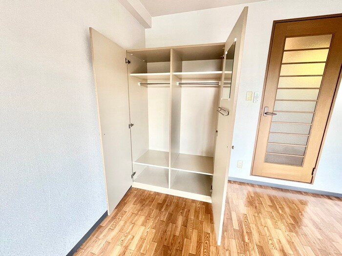 物件内観写真10　(収納)