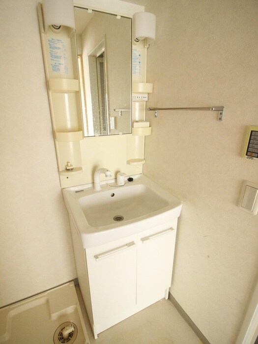 物件内観写真16　(洗面)