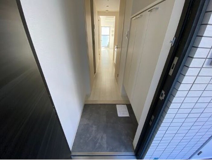 物件内観写真16　(廊下)