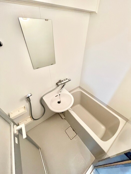 物件内観写真13　(バス／シャワールーム等)