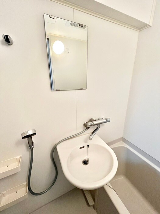 物件内観写真15　(洗面)