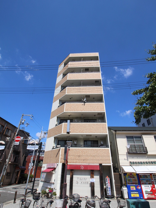 ティアラ港