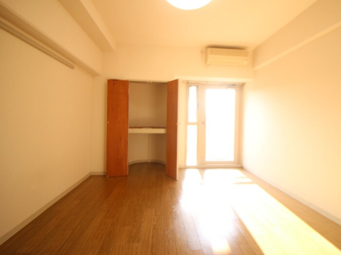 物件内観写真12　(居室)