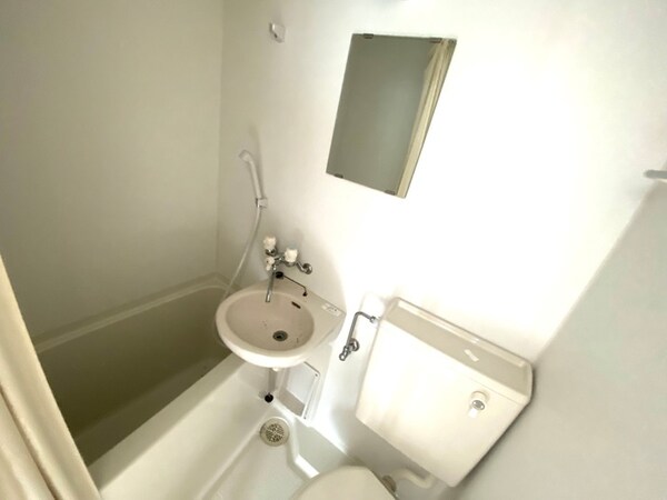 バス／シャワールーム等