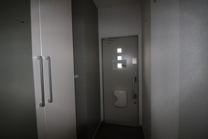 物件内観写真17　(玄関)