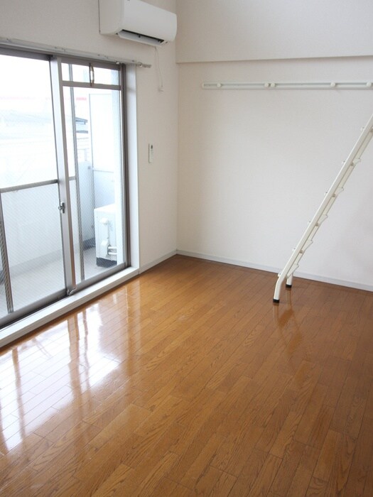 物件内観写真11　(居室)